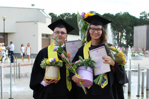 Paklausių specialybių absolventams daug galimybių Paklausių specialybių absolventams daug galimybių