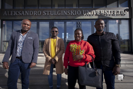 Dėl kokių priežasčių studijas ASU renkasi studentai iš tolimojo užsienio? Dėl kokių priežasčių studijas ASU renkasi studentai iš tolimojo užsienio?