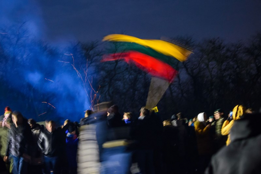 Prie Nepriklausomybės laužų visų širdyse liepsnojo vienybė ir meilė Tėvynei