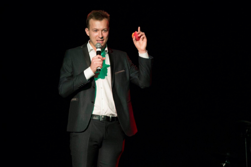 VU alumnas L. Milašauskas: „Universitetas ne moko amato, o ugdo asmenybę“