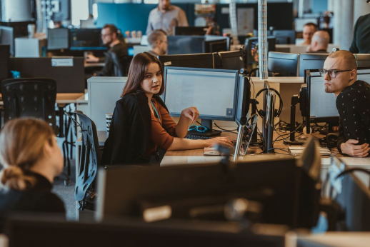 Persikvalifikavimo bumas IT pasaulyje: ar paprasta tapti IT specialistu?