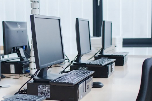Ką dirbs informacinių ir ryšių technologijų aptarnavimo technikai? Ką dirbs informacinių ir ryšių technologijų aptarnavimo technikai?