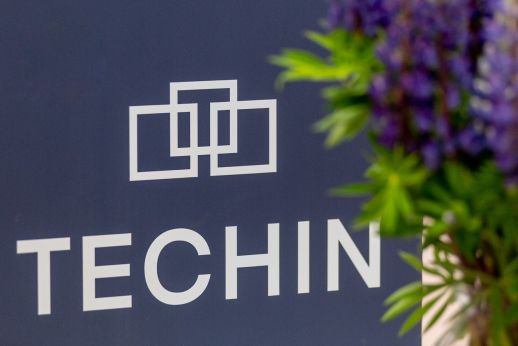 Jaunuolius sudomino darbas oro uostuose