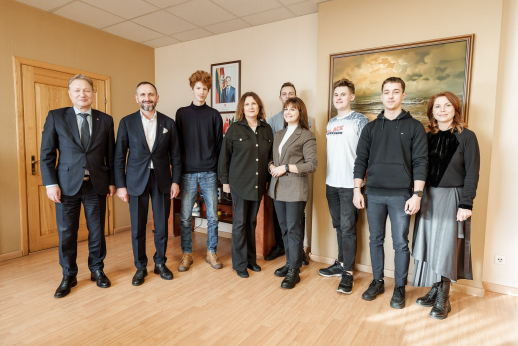 Stipendijos – būsimiesiems KU jūrų transporto inžinieriams.