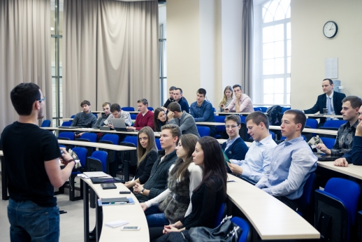 Kyla klausimų dėl studijų? Sujunk visus taškus!