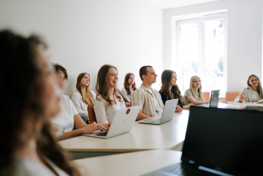 Dalykinė anglų kalba ir tarpkultūriškumas – studijos globaliai karjerai