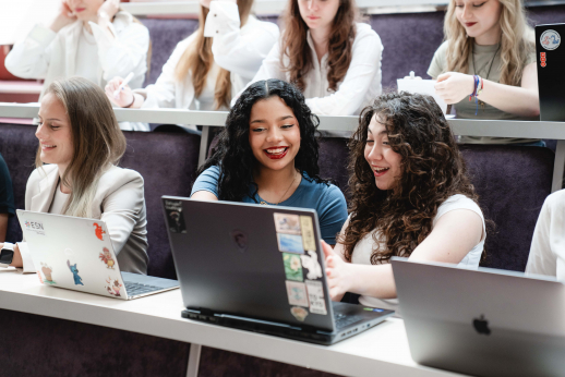 Komunikacija ir kūrybinės technologijos – tavo kryptis medijų pasaulyje 