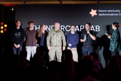 KTU įsikūręs kuria dronų aptikimo ir sekimo sistemą 