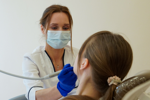 Odontologinės priežiūros studijos – šiuolaikiškos ir perspektyvios Odontologinės priežiūros studijos – šiuolaikiškos ir perspektyvios