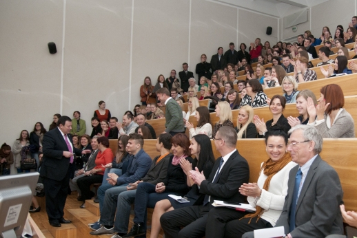 Abiturientai sprendimą priima patys