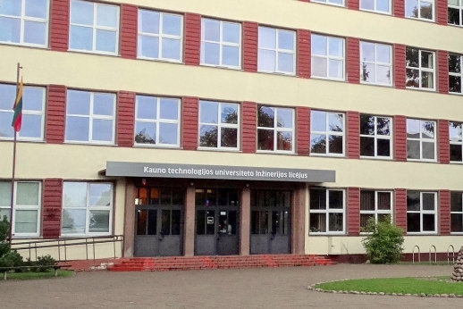 KTU inžinerijos licėjus tapo akredituota gimnazija KTU inžinerijos licėjus tapo akredituota gimnazija
