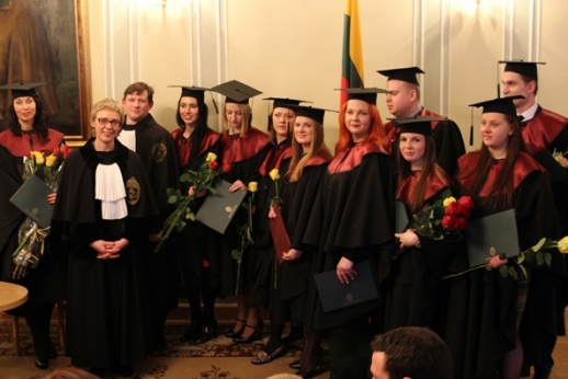 Įteikti diplomai Meno vadybos magistrams
Įteikti diplomai Meno vadybos magistrams