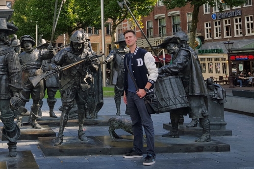 Dvigubo diplomo studijos – neįkainojama patirtis