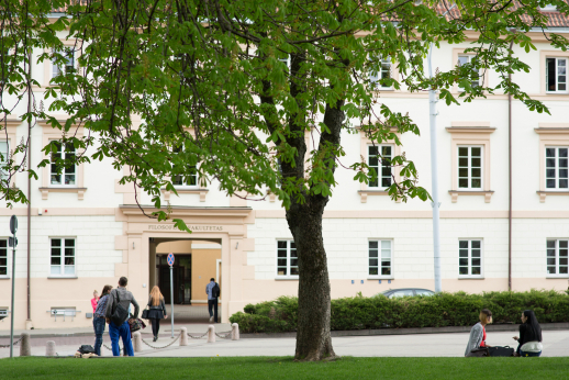 Ateities VU alumnams - trečdaliu didesnės algos Ateities VU alumnams - trečdaliu didesnės algos