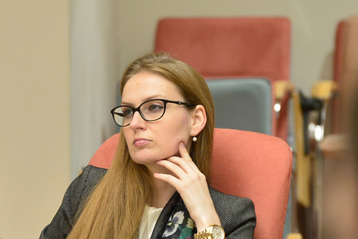 Rima Urbonaitė: „Politika – per daug svarbi Rima Urbonaitė: „Politika – per daug svarbi