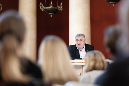 Doc. A. Smetona: Lietuvių kalbos aukso amžius Doc. A. Smetona: Lietuvių kalbos aukso amžius