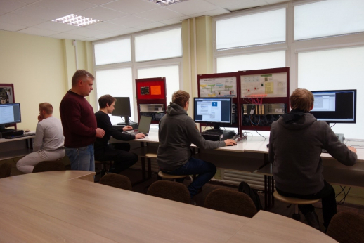 Kompiuterių sistemų studijos – pagrindas ateičiai Kompiuterių sistemų studijos – pagrindas ateičiai